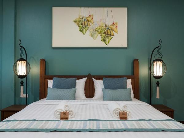 Villa Sanpakoi : photo 4 de la chambre chambre lit king-size supérieure - vue sur piscine