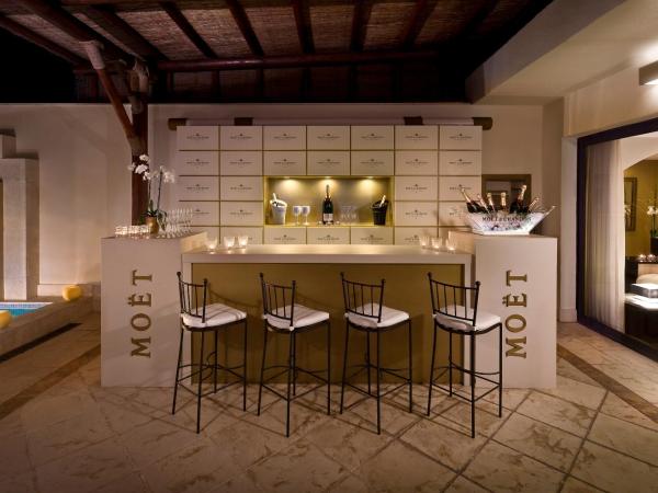 Hotel Don Pepe Gran Meliá : photo 8 de la chambre suite penthouse red level möet & chandon