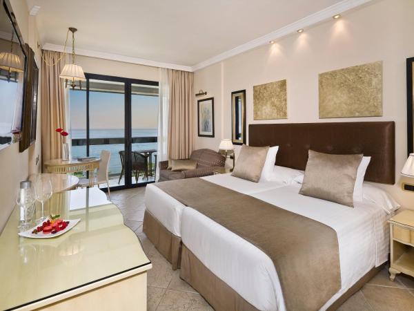Hotel Don Pepe Gran Meliá : photo 1 de la chambre chambre suprême - vue directe sur mer