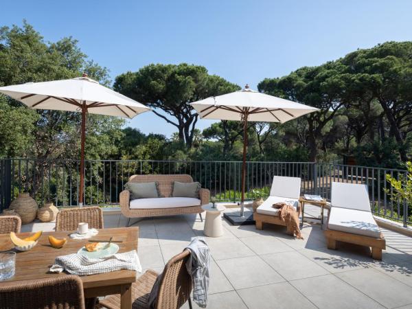 Htel Escalet - Storia Ramatuelle : photo 3 de la chambre suite avec terrasse 