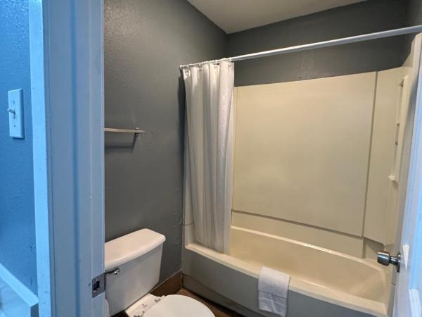 Studio Suites : photo 6 de la chambre suite lit king-size