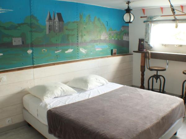 Péniche Espoir : photo 1 de la chambre chambre deluxe