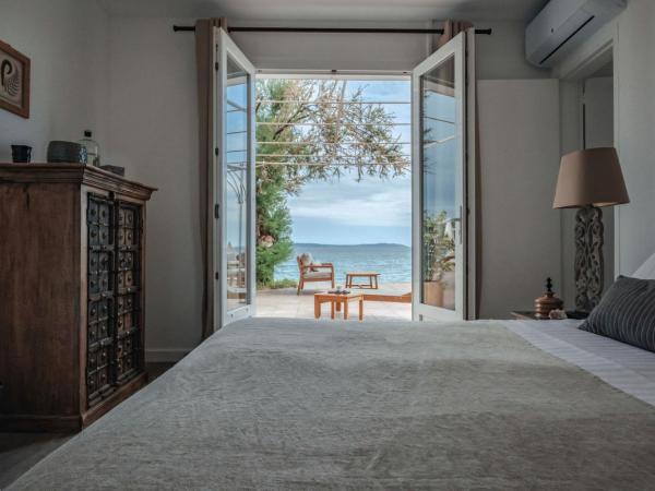 Surplage Hotel Cavalière : photo 1 de la chambre suite deluxe avec terrasse - niveau plage - vue sur mer