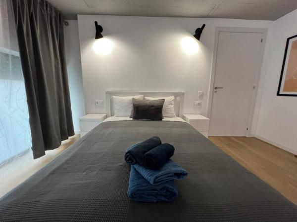 Carbonell 1 : photo 10 de la chambre suite en duplex