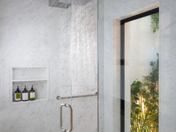 H21 Hospedaje Boutique : photo 1 de la chambre suite lit king-size avec balcon