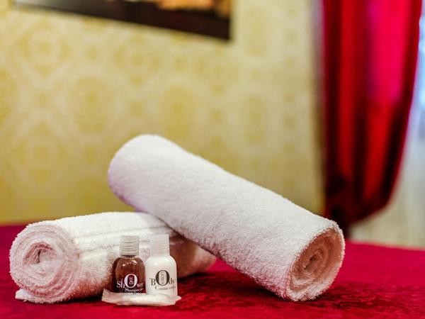 Residenza La Campana : photo 8 de la chambre chambre double ou lits jumeaux standard