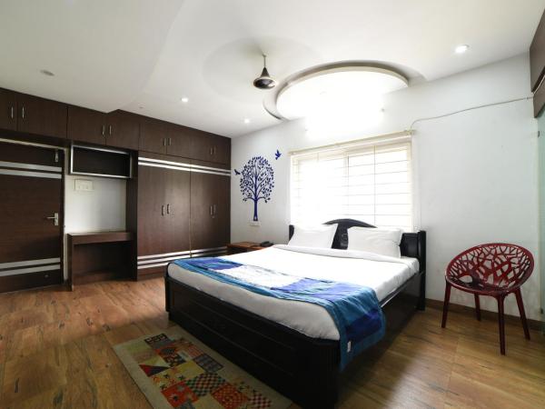 Hitech Shilparamam Guest House : photo 10 de la chambre appartement 3 chambres