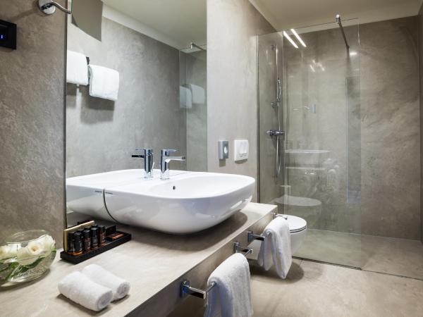 Boutique & Design Hotel Navis : photo 6 de la chambre chambre lit king-size ou lits jumeaux supérieure - vue sur mer