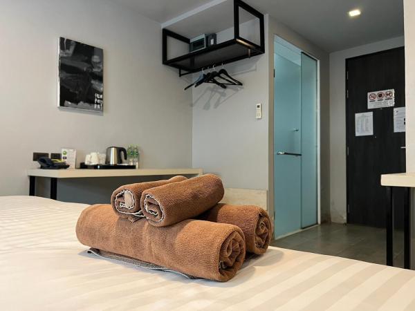 WE Terminal Hotel : photo 6 de la chambre chambre double standard