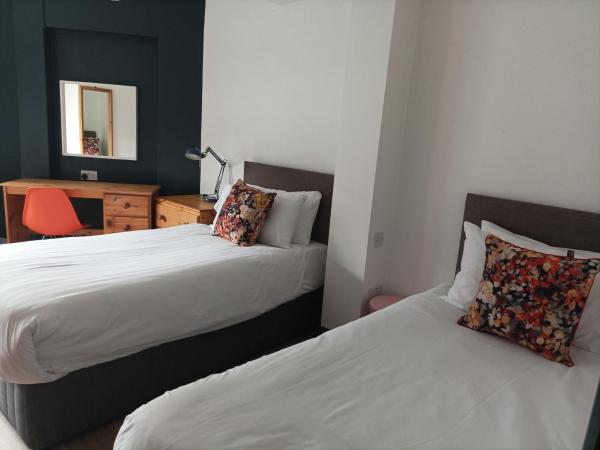 Tom Dick and Harriet's Accommodation : photo 5 de la chambre appartement - rez-de-chaussée