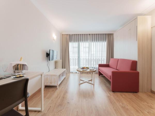 Hotel & Aparthotel Cosmos : photo 3 de la chambre chambre familiale
