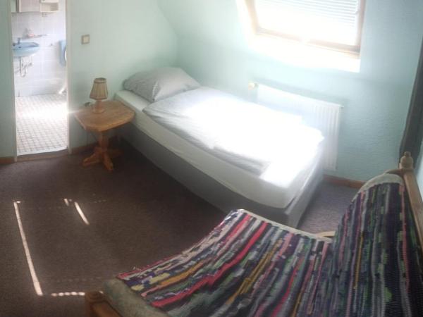 Landhotel Waldschänke : photo 1 de la chambre suite 1 chambre