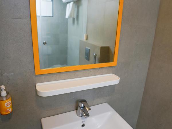 Bloom Hotel Koregaon Park : photo 4 de la chambre chambre lit king-size standard