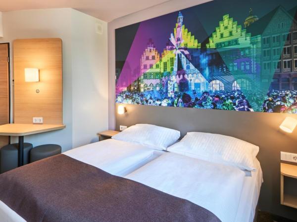 B&B HOTEL Frankfurt-Niederrad : photo 5 de la chambre chambre double