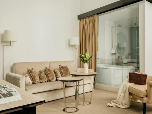 Palacio de los Duques Gran Meliá - The Leading Hotels of the World : photo 3 de la chambre suite 1 chambre red level