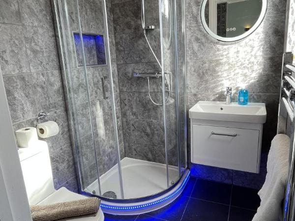Charlotte Guest House : photo 2 de la chambre chambre quadruple
