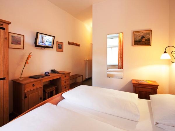 Hotel Hahn : photo 1 de la chambre chambre double