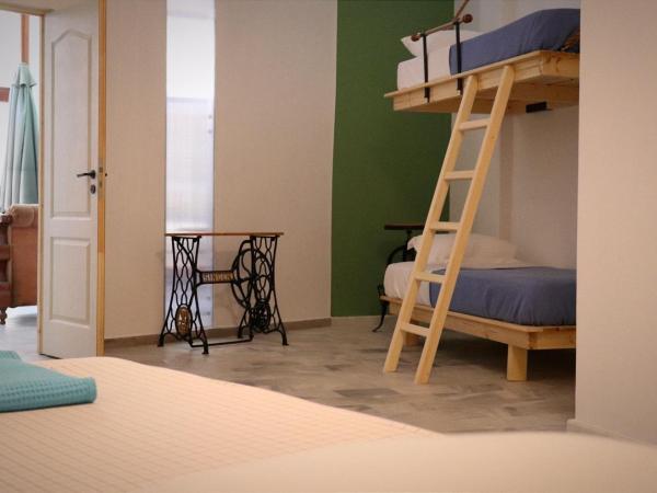 Crossroads : photo 1 de la chambre chambre quadruple avec douche