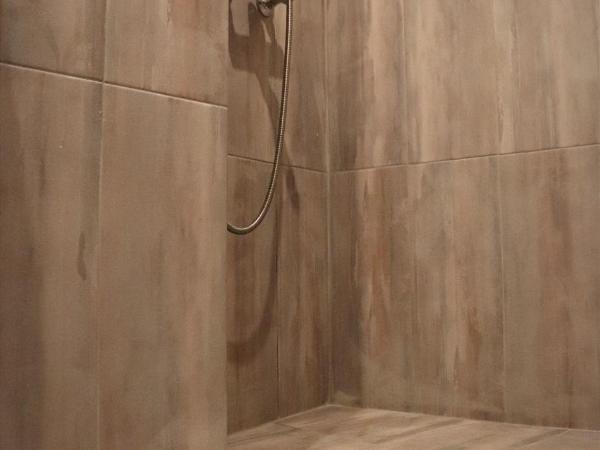 Crossroads : photo 2 de la chambre chambre quadruple avec douche