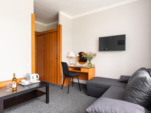 Hotel Helios : photo 10 de la chambre chambre double ou lits jumeaux