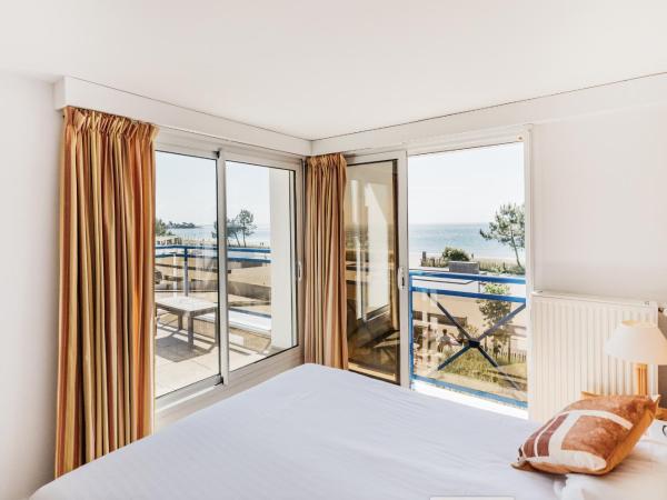 Hôtel Édenia - Spa Estime&Sens : photo 4 de la chambre chambre double avec terrasse - vue sur mer