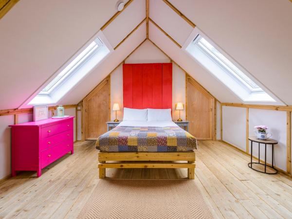 Killarney Glamping at the Grove, Suites and Lodges : photo 2 de la chambre lodge de luxe