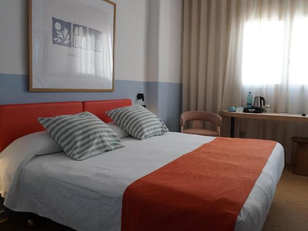 Hotel Miramar Valencia : photo 1 de la chambre chambre double ou lits jumeaux standard