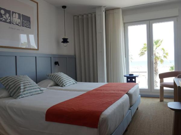 Hotel Miramar Valencia : photo 2 de la chambre chambre lits jumeaux supérieure - vue sur mer