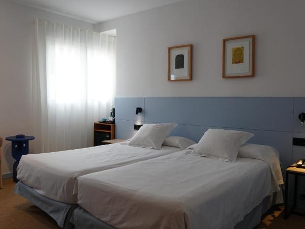Hotel Miramar Valencia : photo 1 de la chambre chambre lits jumeaux supérieure