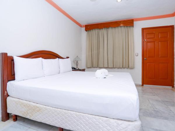 Hotel Avenida Cancun : photo 8 de la chambre chambre supérieure lit queen-size