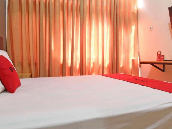 RedDoorz near Pojok Beteng Prawirotaman : photo 5 de la chambre chambre double