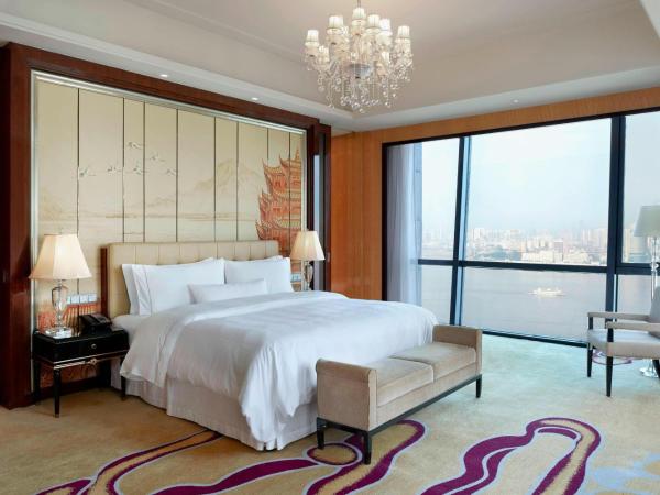 The Westin Wuhan Wuchang : photo 2 de la chambre ambassador suite non-smoking with happy hour