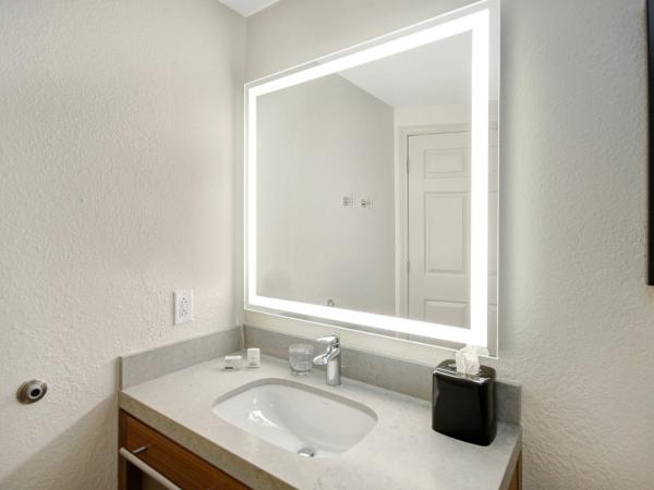 Candlewood Suites Columbia-Fort Jackson, an IHG Hotel : photo 1 de la chambre suite studio lit king-size