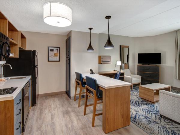 Candlewood Suites Columbia-Fort Jackson, an IHG Hotel : photo 8 de la chambre suite - non-fumeurs