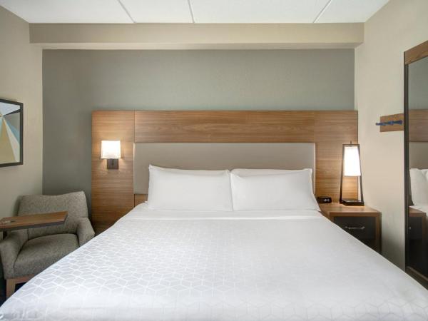 Candlewood Suites Columbia-Fort Jackson, an IHG Hotel : photo 5 de la chambre suite studio lit king-size