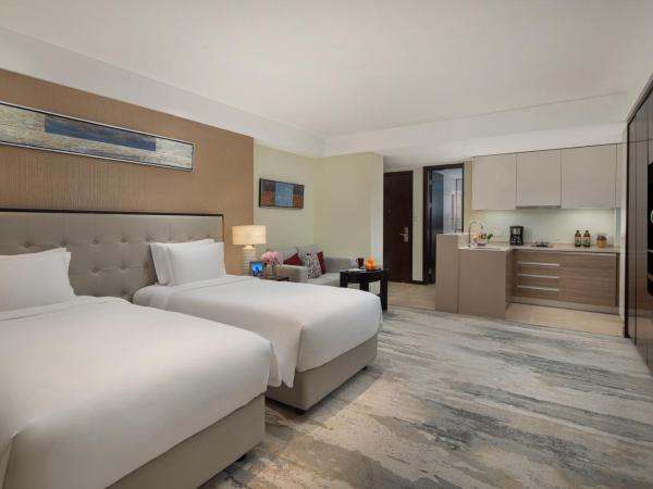 Oakwood Residence Hangzhou - Close to Westlake and Yellow Dragon Stadium : photo 2 de la chambre studio executive twin beds