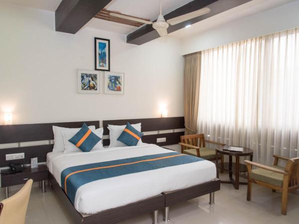 Raghu Mahal Hotel : photo 3 de la chambre chambre double standard