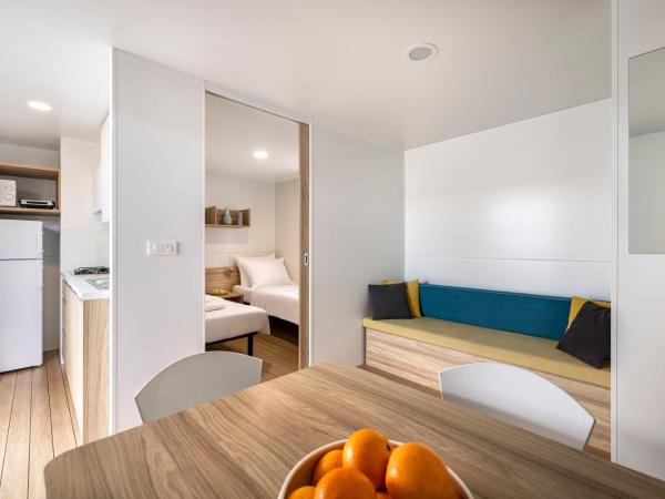 Maistra Camping Veštar Mobile homes : photo 2 de la chambre mobile home supérieur 2 chambres