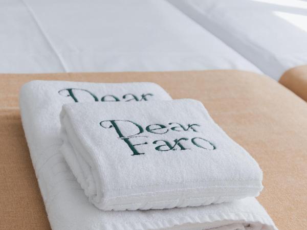 Dear Faro - Guest House : photo 3 de la chambre chambre double ou lits jumeaux avec salle de bains privative