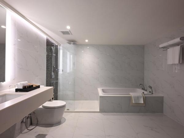 Mövenpick Hotel Sukhumvit 15 Bangkok : photo 6 de la chambre suite junior