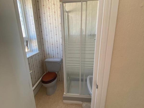 Crosby Hotel : photo 3 de la chambre chambre simple avec salle de bains privative