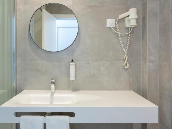 Hotel Made inn Faro : photo 4 de la chambre chambre lits jumeaux