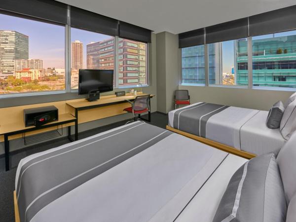 City Express Plus by Marriott Ciudad de México Santa Fe : photo 3 de la chambre chambre double avec 2 lits doubles
