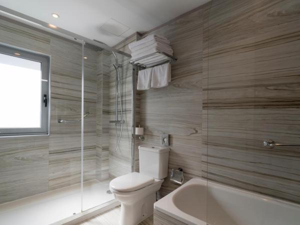 Hotel Plaza : photo 5 de la chambre chambre familiale