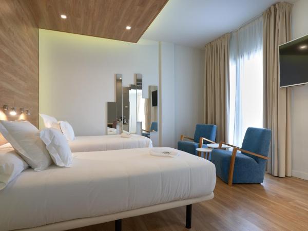 Hotel Monte Puertatierra : photo 7 de la chambre chambre double ou lits jumeaux supérieure