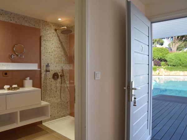 Hôtel Alivi Di Santa Giulia : photo 3 de la chambre chambre double - vue sur montagne