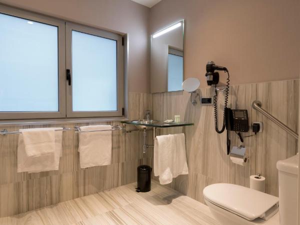 Hotel Plaza : photo 5 de la chambre chambre triple