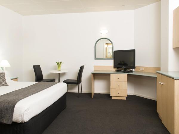Adelaide Riviera Hotel : photo 5 de la chambre chambre lits jumeaux standard