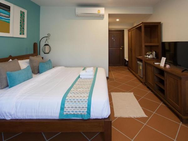 Villa Sanpakoi : photo 2 de la chambre hébergement lit king-size standard - vue sur rue