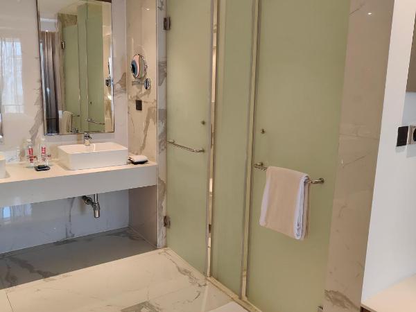 Le Meridien Hyderabad : photo 2 de la chambre suite deluxe